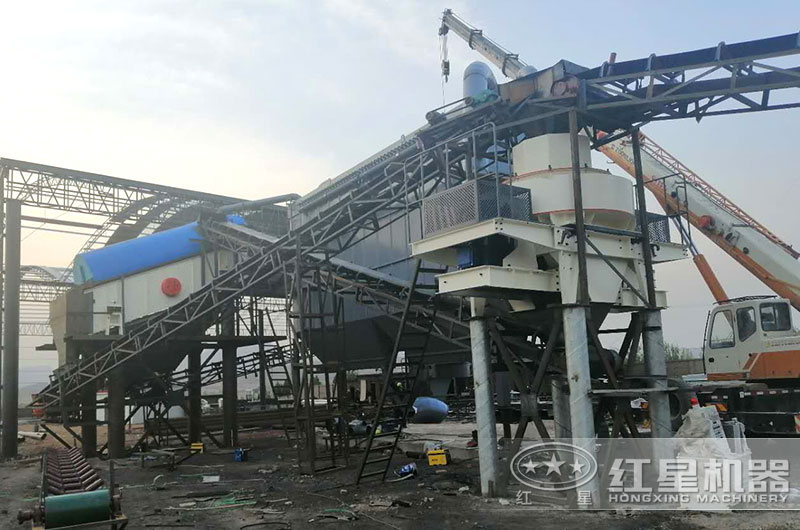 石塊破碎機作業現場 石塊破碎機作業現場