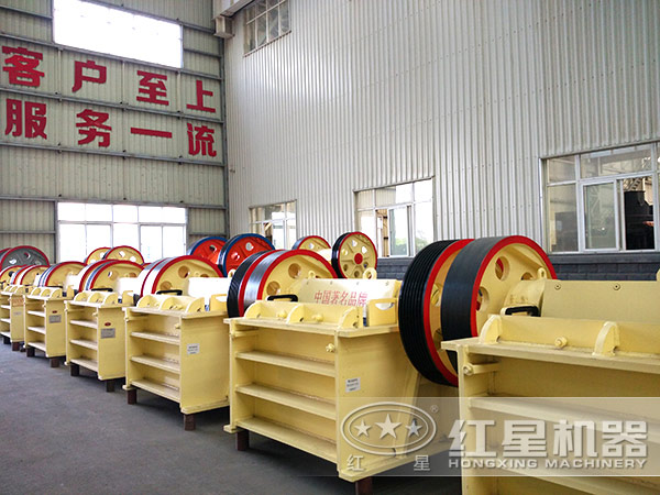 石灰破碎機(jī)生產(chǎn)廠家 石灰破碎機(jī)生產(chǎn)廠家