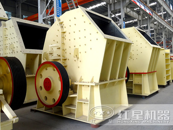 PCZ型重錘式破碎機 PCZ型重錘式破碎機