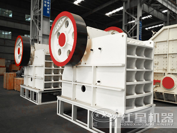 鄂式破碎機 鄂式破碎機