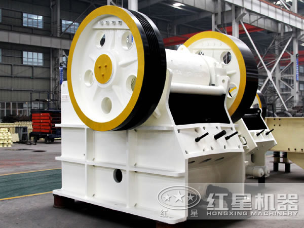 大型超細碎顎式破碎機 大型超細碎顎式破碎機