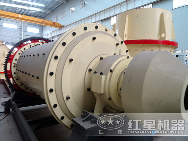 球磨機近圖 球磨機近圖