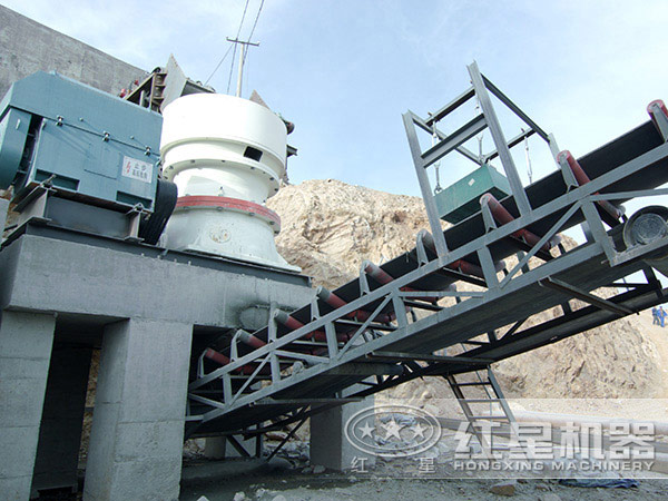 圓錐破碎機現場圖 圓錐破碎機現場圖