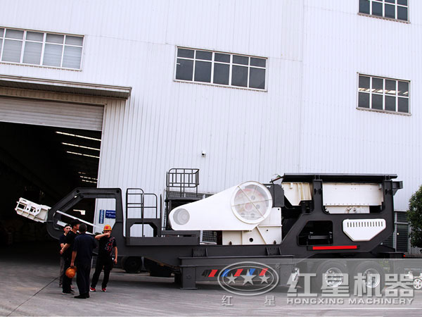 鵝卵石移動破碎站出廠 鵝卵石移動破碎站出廠